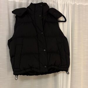 Lululemon Athletica Black Puffer Vest